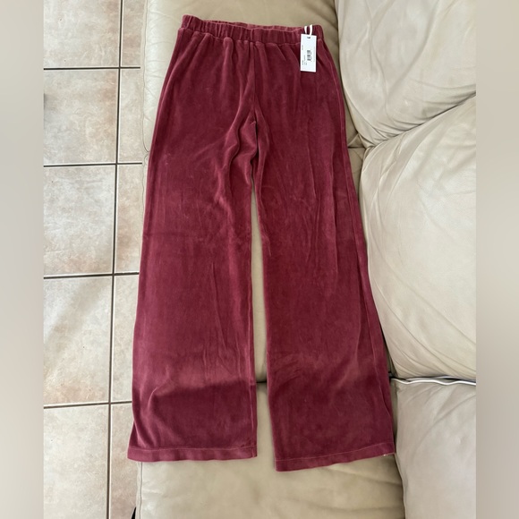 Honorine Archer Pant in Rosewood - Picture 4 of 13